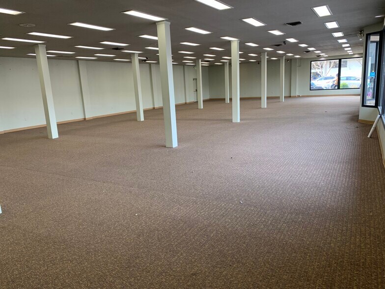 More Photos Of 702-710 2nd St, Davis Storefront For Lease