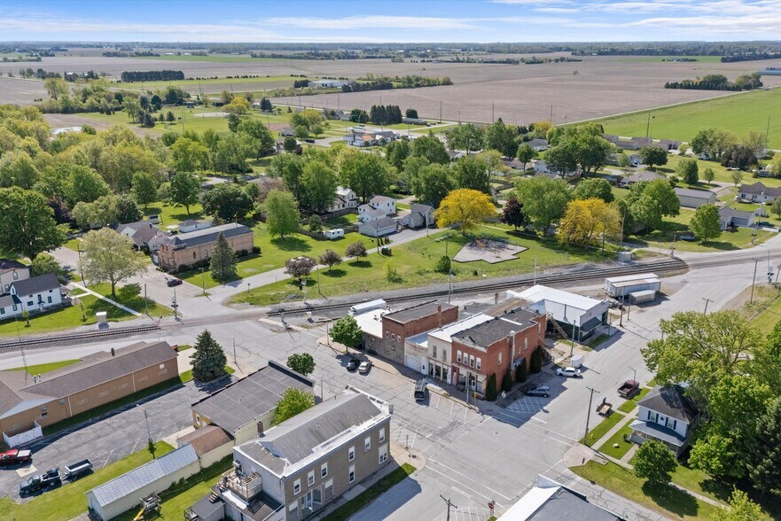More Photos Of 18625 Main St, Tontogany Flex For Sale
