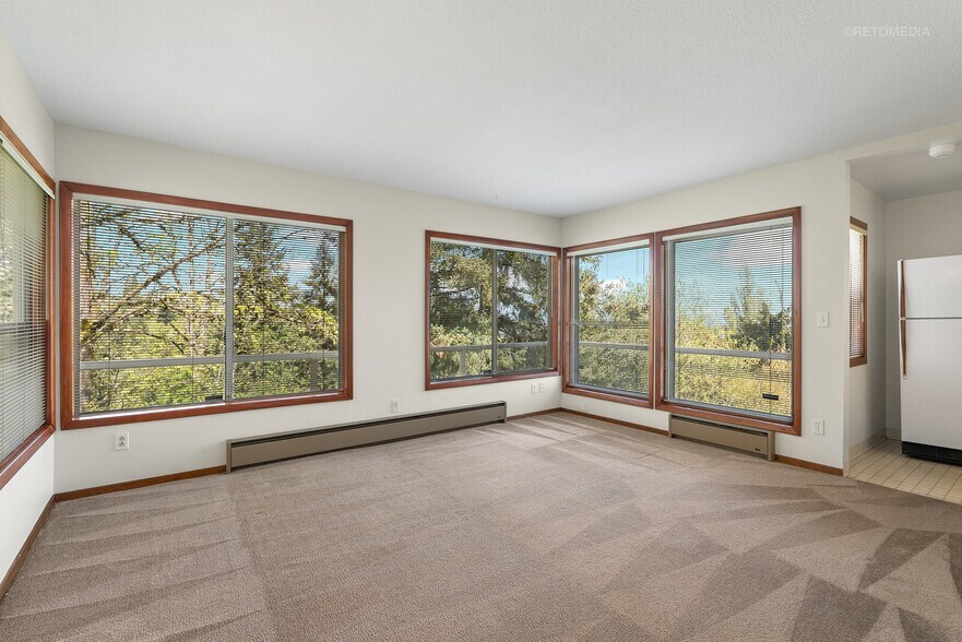 More Photos Of 3020-3024 SW 12th Ave, Portland Apartments For Sale