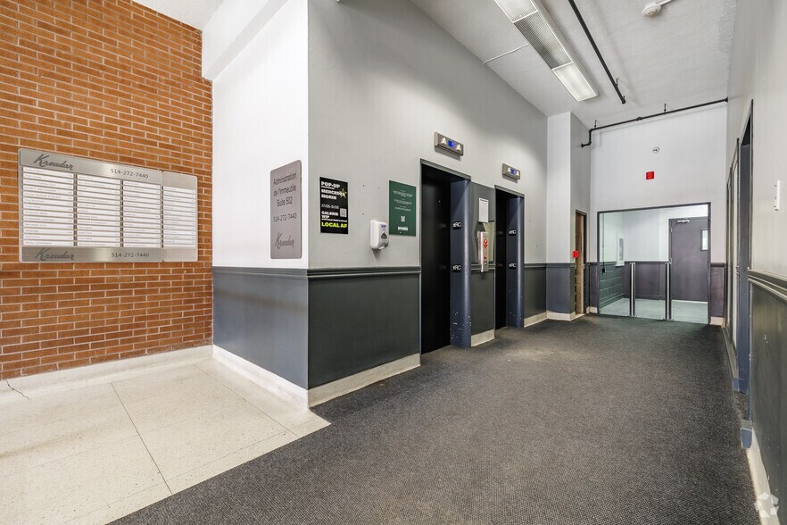 More Photos Of 5550 Rue Fullum, Montréal Loft Creative Space For Lease