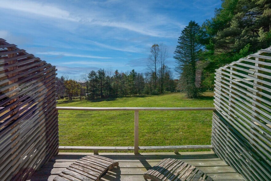 More Photos Of 182 Woodberry Rd Sw, Meadows Of Dan Hotel For Sale