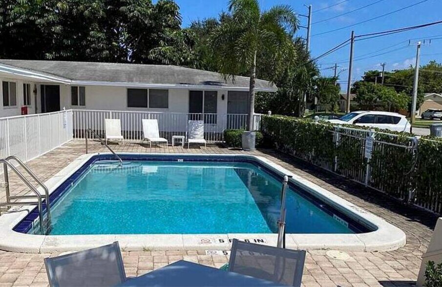 More Photos Of 231 SW 15th St, Pompano Beach Apartments For Sale