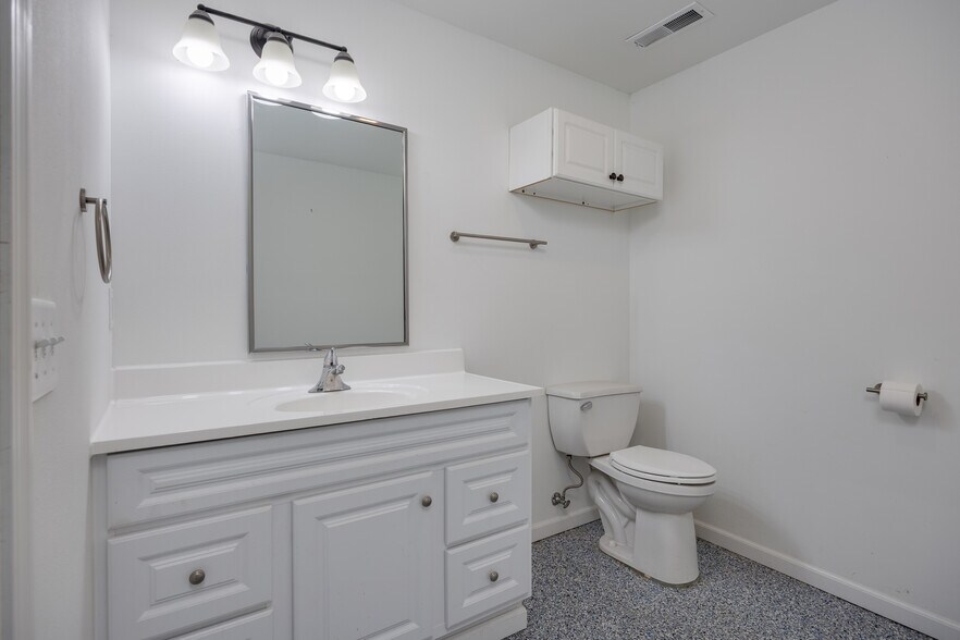 More Photos Of 4323 Duraform Ln, Windsor Industrial For Sale