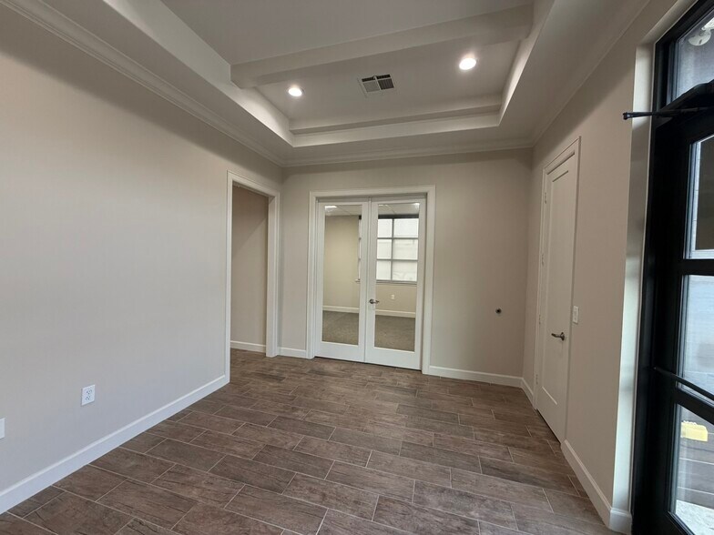 More Photos Of 8818 Fry, Cypress Office For Lease