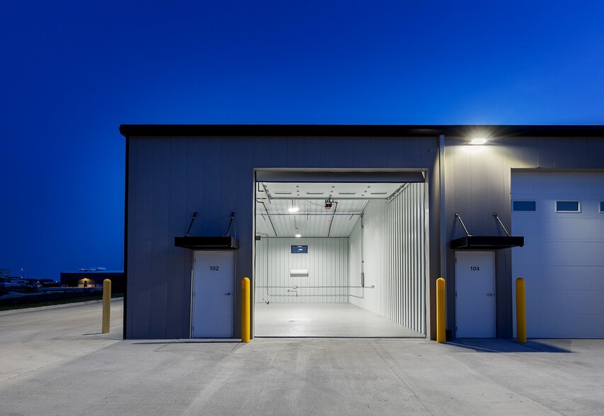 More Photos Of 1575 NW Gettysburg Ln, Waukee Flex For Sale