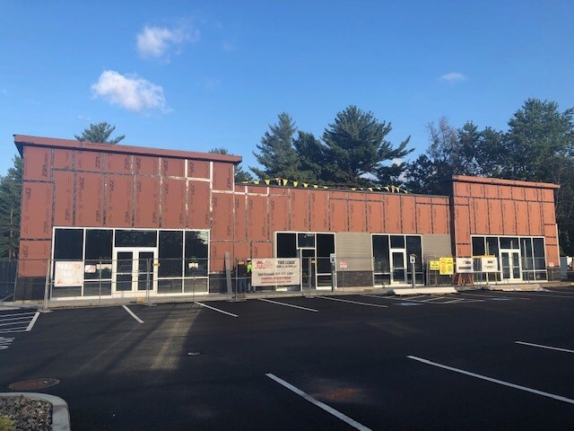 More Photos Of 212 Southampton Rd, Westfield Freestanding For Lease