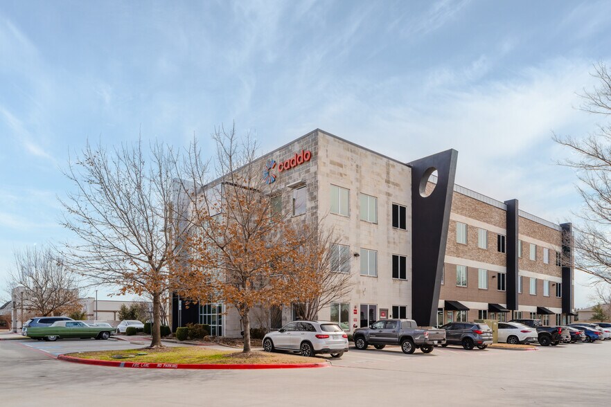 More Photos Of 6401 W Eldorado Pky, McKinney Coworking Space