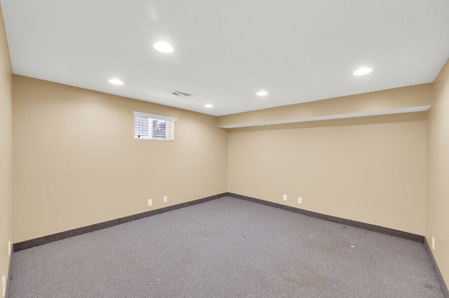 More Photos Of 2875 W 12600, Riverton Office For Sale