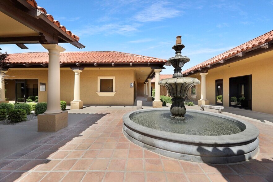More Photos Of 5620 W Thunderbird Rd, Glendale Medical For Sale