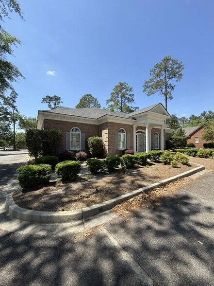 More Photos Of 2718 N Oak St, Valdosta Medical For Sale