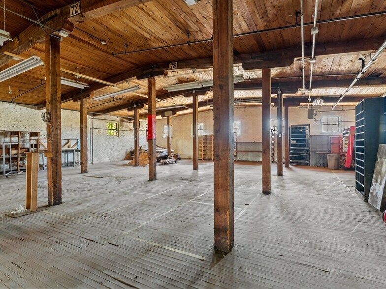 More Photos Of 1223 New York Ave, Sheboygan Industrial For Sale