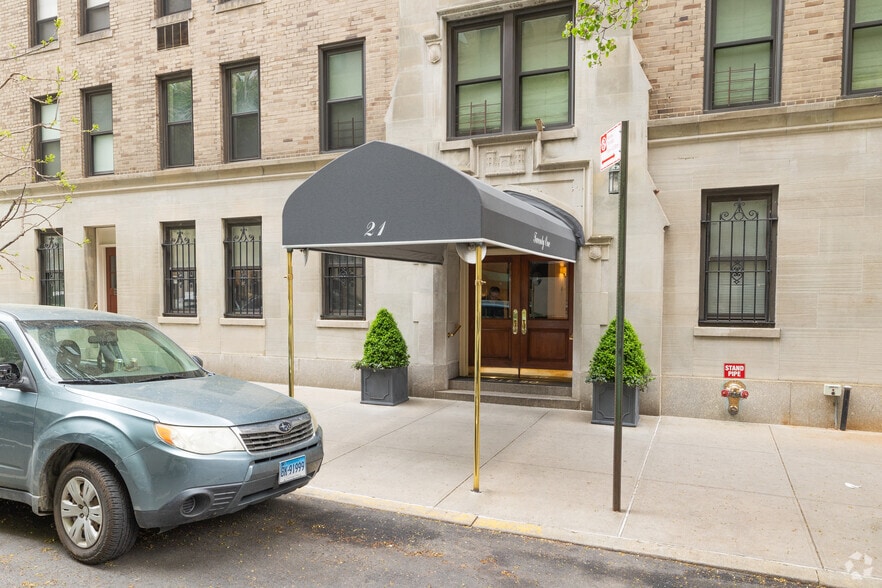 More Photos Of 21 E 90th St, New York Apartments For Sale