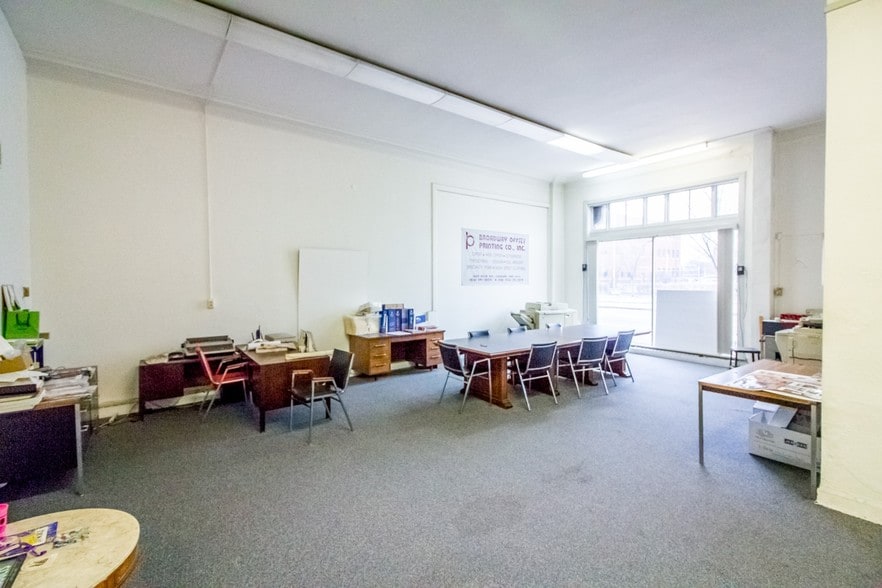 More Photos Of 3800-3812 Euclid Ave, Cleveland Light Manufacturing For Lease