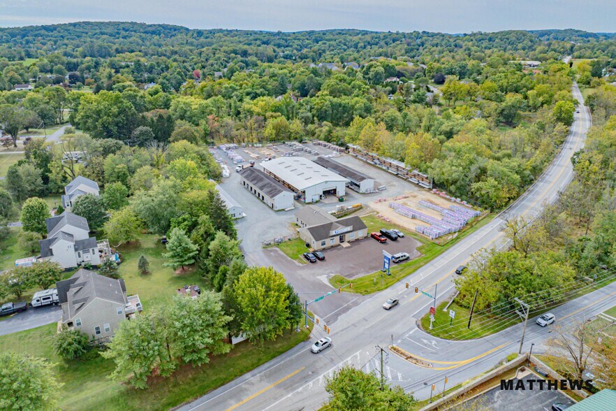 Primary Photo Of 629 Pike Springs Rd, Phoenixville Freestanding For Sale