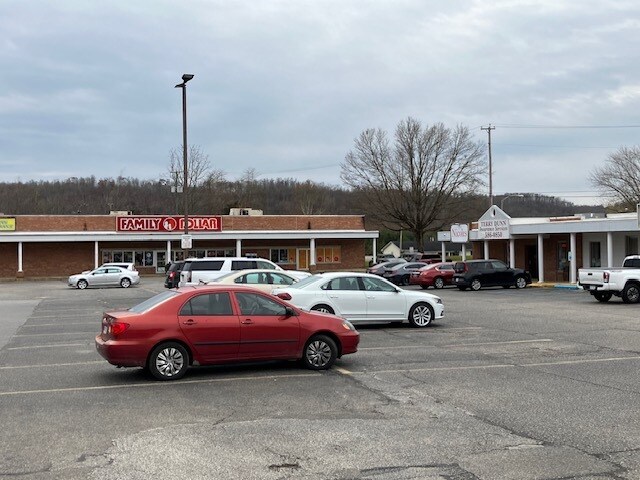 More Photos Of Route 61, Eleanor Unknown For Lease