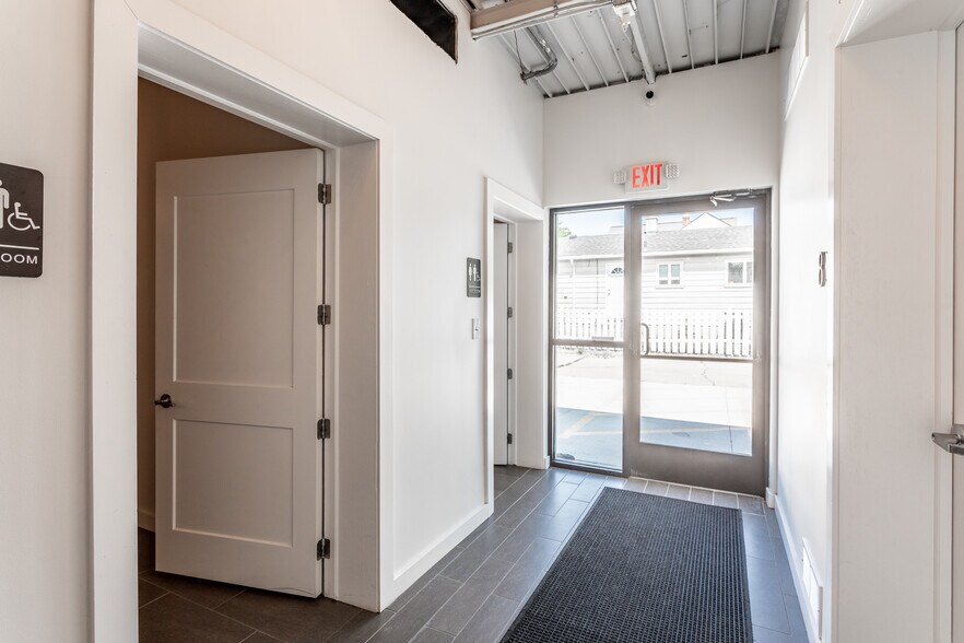 More Photos Of 800 Hilton Rd, Ferndale Loft Creative Space For Lease