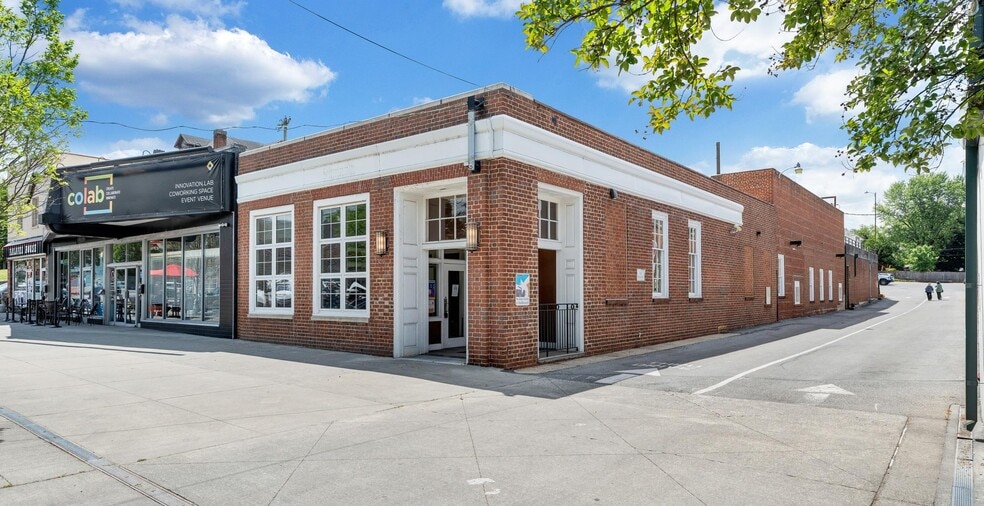 More Photos Of 1323 Grandin Rd SW, Roanoke Storefront For Lease