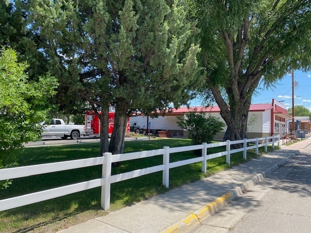 More Photos Of 162 N 6th St, Lander Specialty For Sale