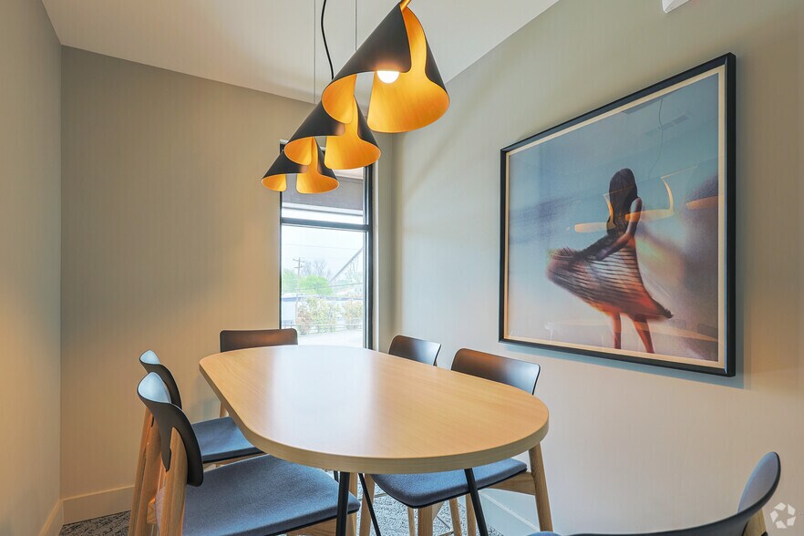 More Photos Of 760 Airport Blvd, Austin Apartments For Lease