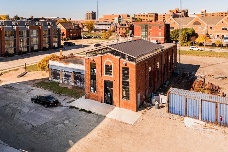 More Photos Of 444 Watson St, Detroit Apartments For Lease