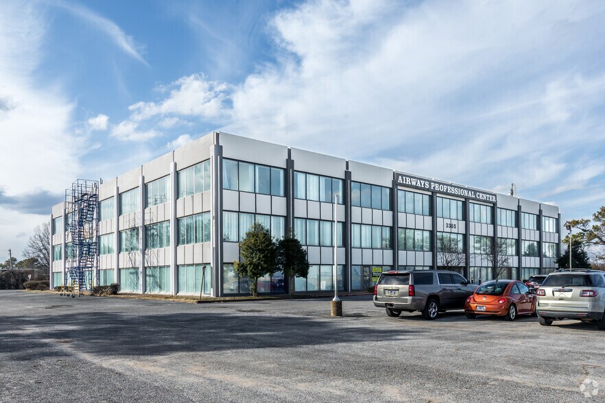 More Photos Of 3385 Airways Blvd, Memphis Office For Sale