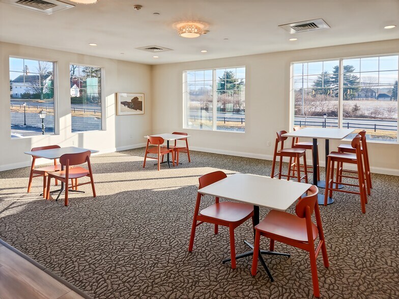 More Photos Of 1274 Osgood St, North Andover Coworking Space