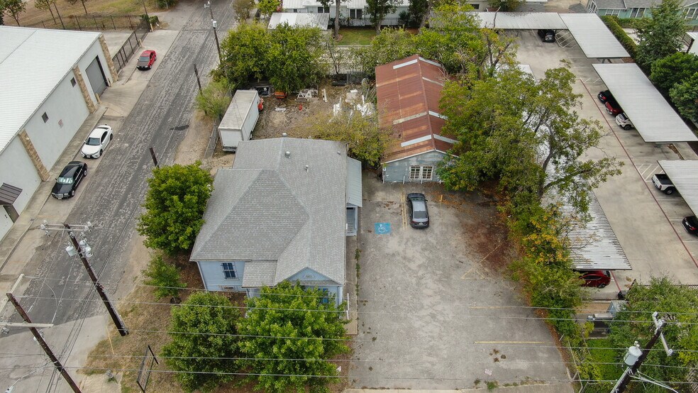 More Photos Of 224 Casa Blanca, San Antonio Office For Lease