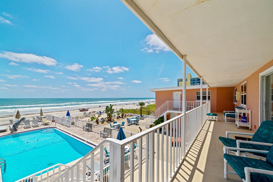 N Atlantic Ave, Daytona Beach, FL 32118 Hotel For Sale