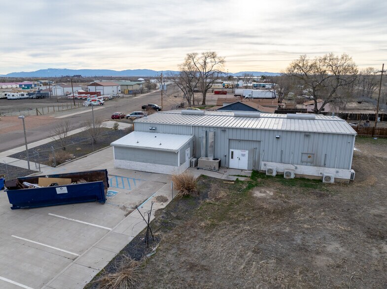 More Photos Of 3035 E 4th St, Pueblo Service For Sale
