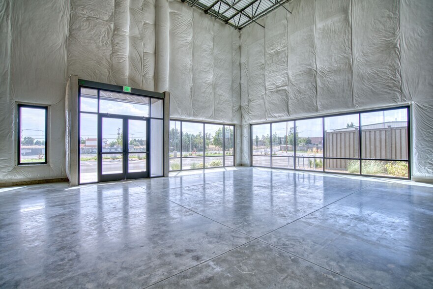 More Photos Of 8705 Rosemary St, Commerce City Warehouse For Lease