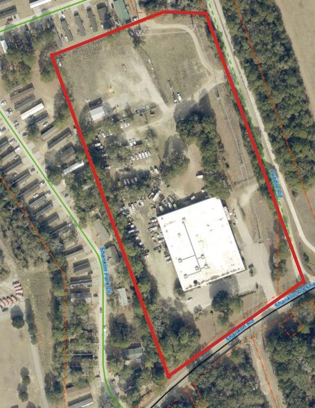 More Photos Of 40 Shanklin Rd, Beaufort Warehouse For Sale