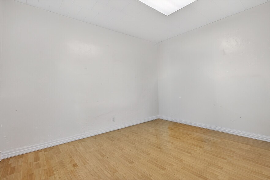 More Photos Of 4160 Verdugo Rd, Los Angeles Office For Sale