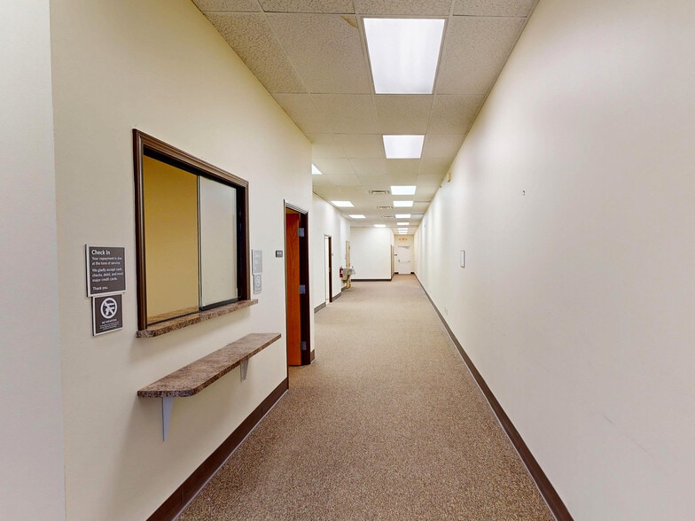 More Photos Of 1600 Peninsula Dr, Erie Office For Lease
