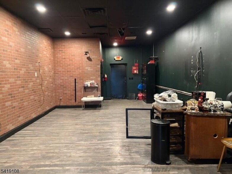 More Photos Of 32-34 Us-22, Green Brook General Retail For Lease