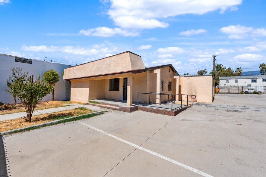 More Photos Of 352 W Highland Ave, San Bernardino Freestanding For Sale