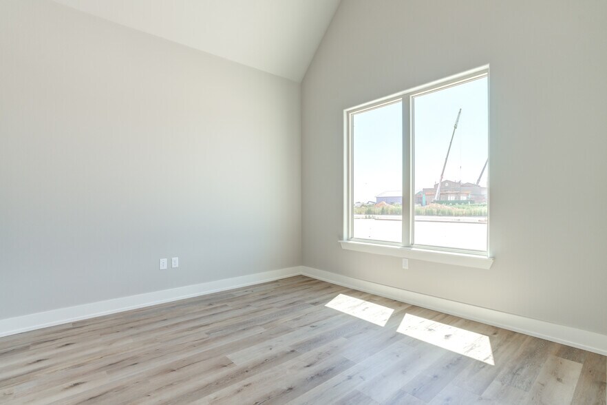 More Photos Of 3222 140th st, Lubbock Office For Sale