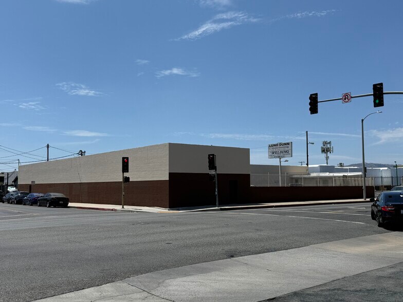 More Photos Of 508 Glenoaks Blvd, San Fernando Industrial For Sale