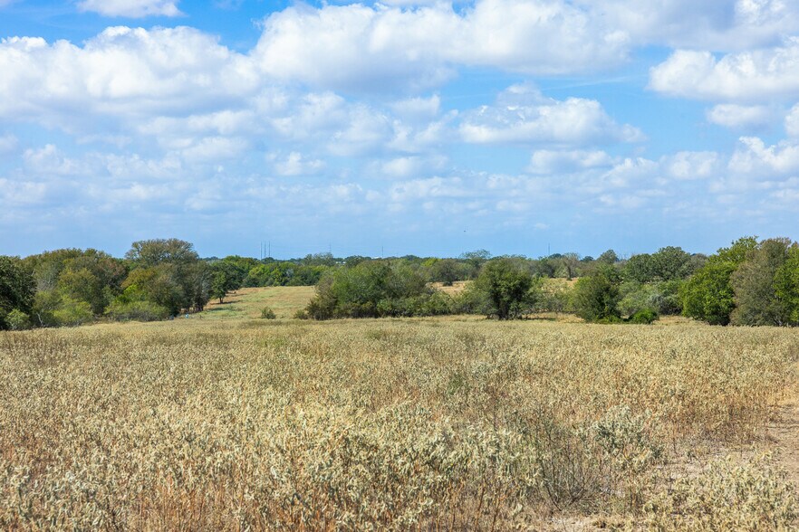 More Photos Of 11915 FM 86, Lockhart Land For Sale