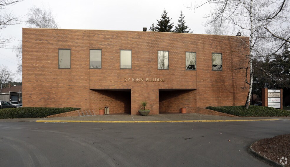 More Photos Of 5901 S Macadam Ave, Portland Office For Lease