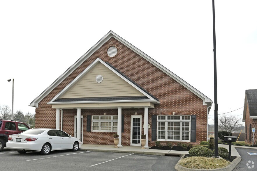 More Photos Of 122 Lynnwood, Knoxville Office For Sale