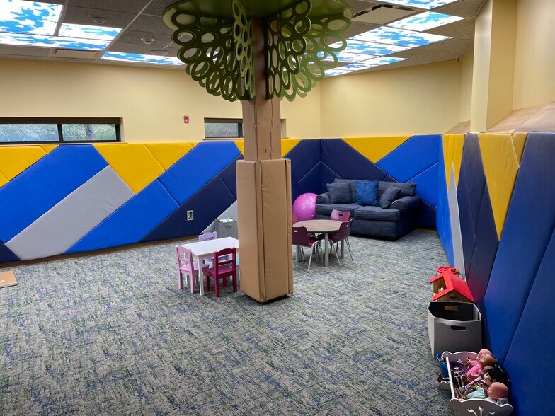 More Photos Of 1 Mt Hope Ave, Rochester Office For Sale