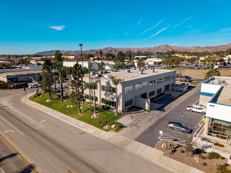 More Photos Of 1650 Palma Dr, Ventura Office For Lease