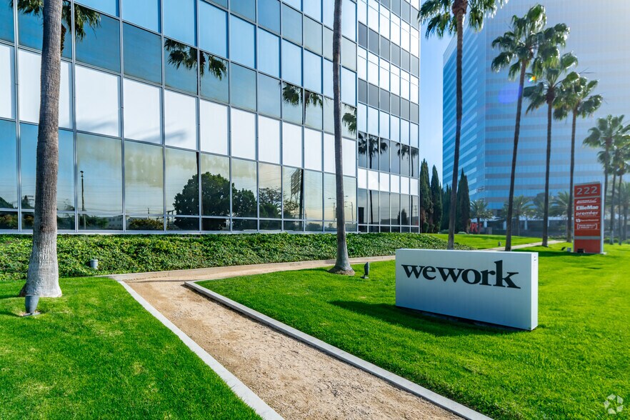 More Photos Of 222 N Pacific Coast Hwy, El Segundo Office For Lease