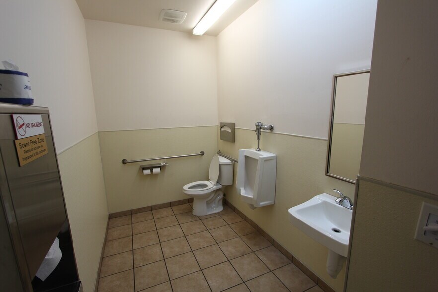 More Photos Of 701 Southampton Rd, Benicia Medical For Sale