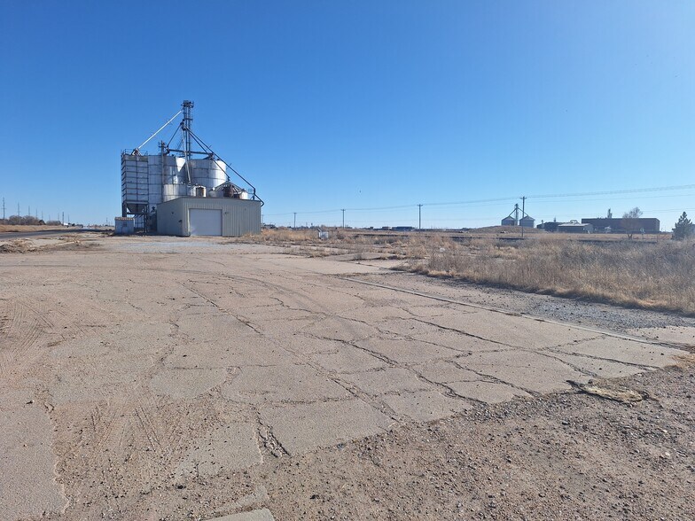 More Photos Of 808 Pacific st, Lexington Specialty For Sale