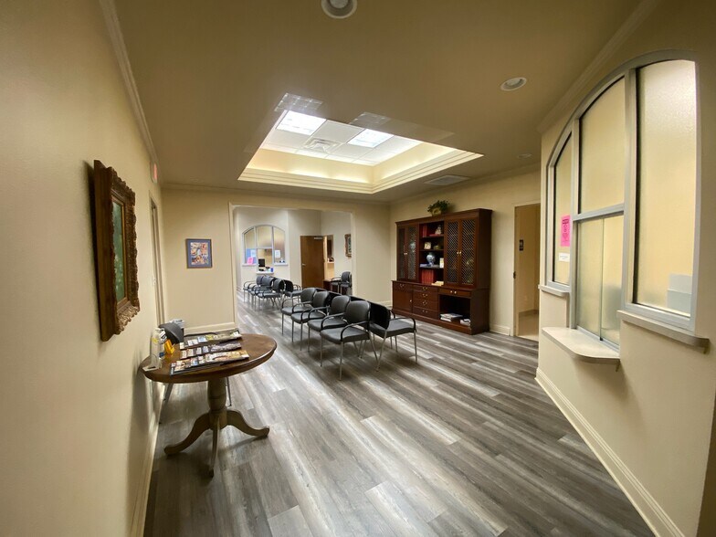 More Photos Of 725 N Ashley Ridge Loop, Shreveport Medical For Lease