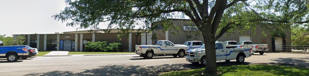 More Photos Of 2935 Eastrock Dr, Rockford Warehouse For Sale