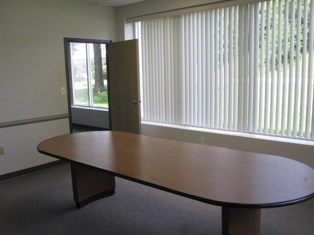 More Photos Of 2727 Electric Rd, Roanoke Office For Sale