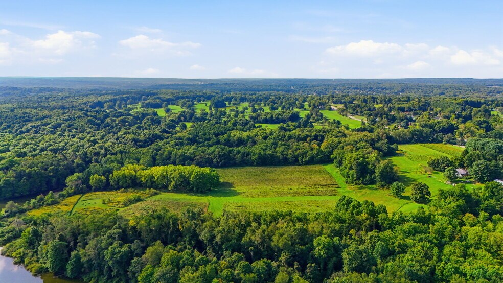 More Photos Of 2637 S Cleveland Massillon Rd, Barberton Winery Vineyard For Sale