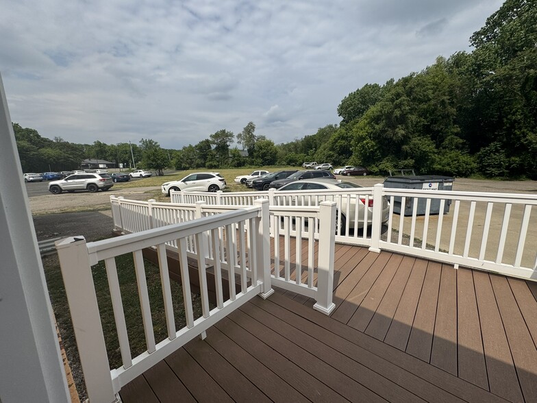 More Photos Of 2100 Dickman Rd, Springfield Freestanding For Sale